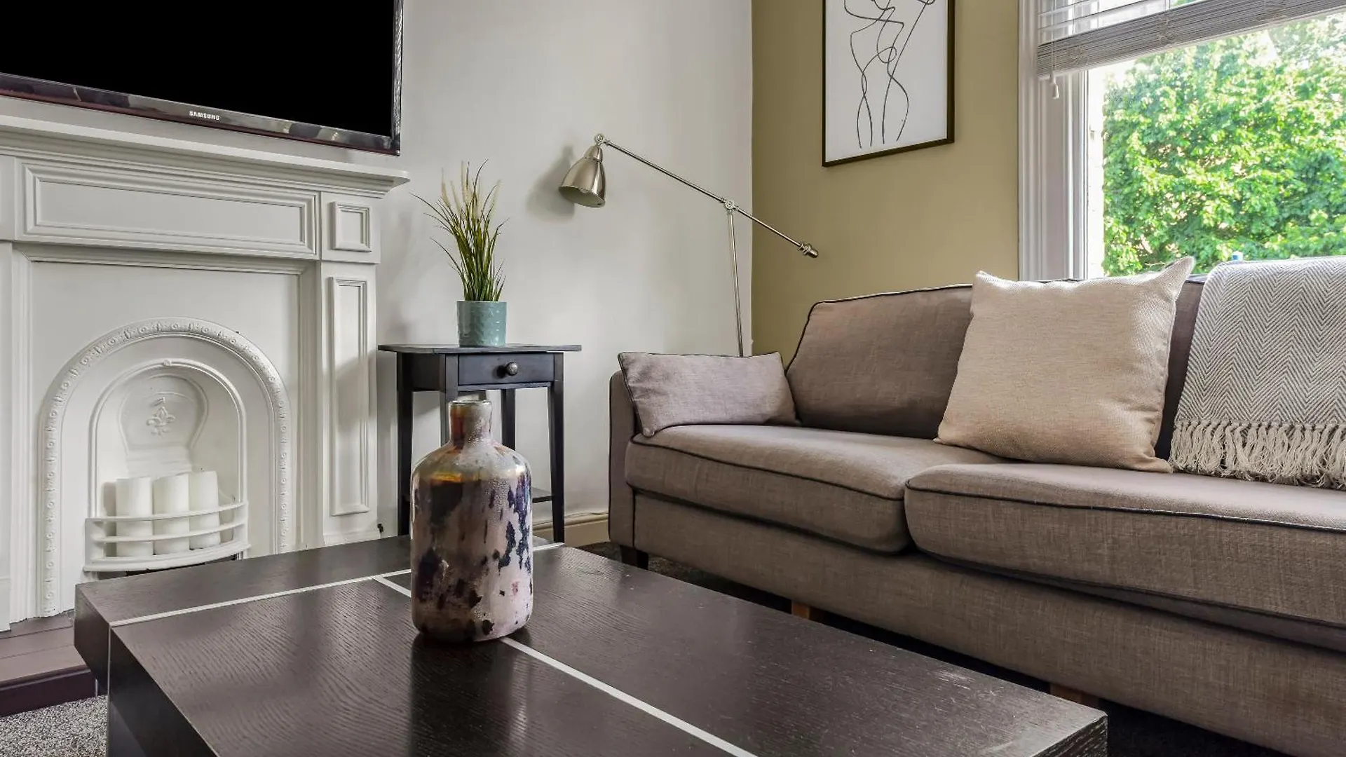 The West Kensington Collection Apartment London