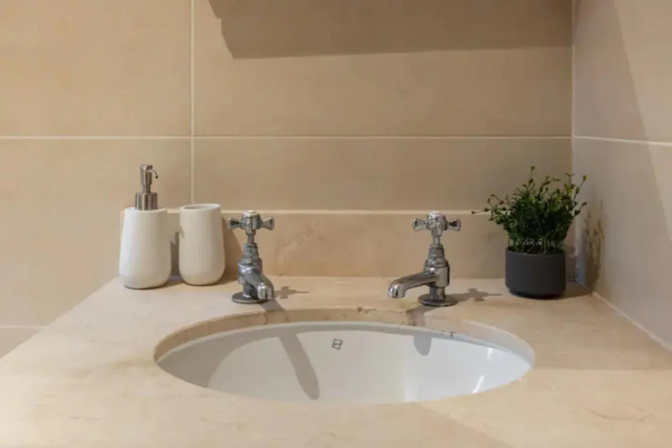 The West Kensington Collection Apartment London