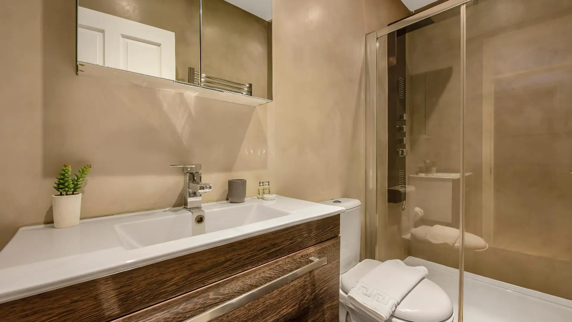 The West Kensington Collection Apartment London United Kingdom