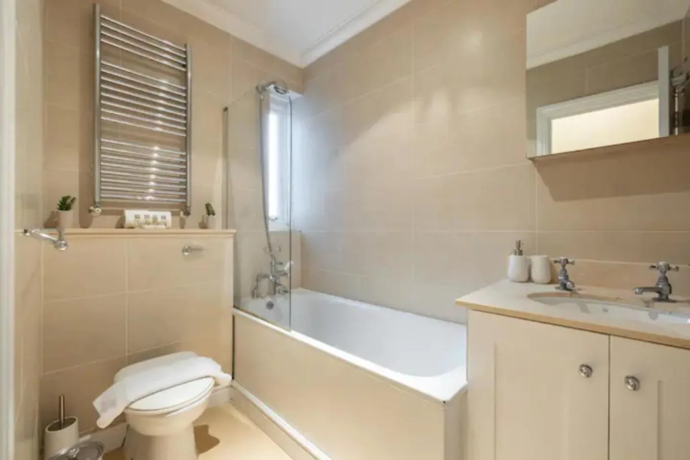 The West Kensington Collection Apartment London